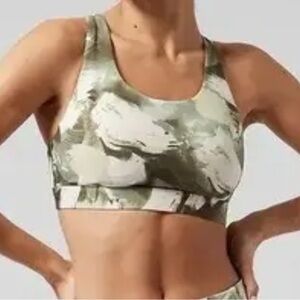 Athleta Ultimate Printed Bra